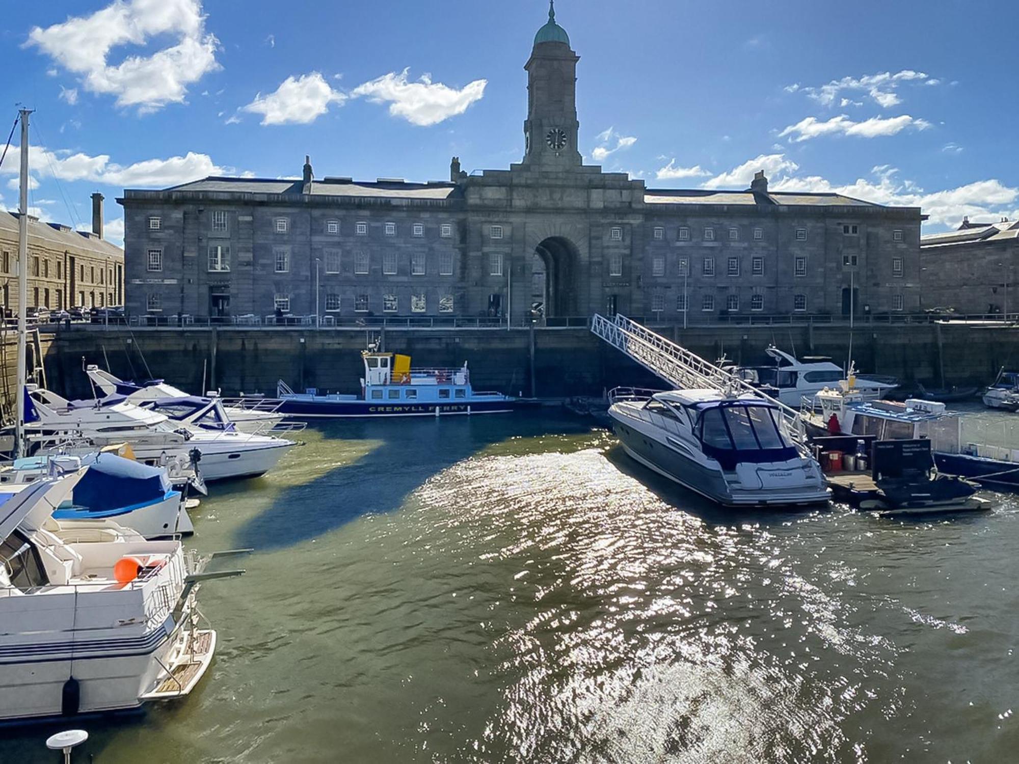 The Sail Loft - Royal William Yard Apartment Millbrook ภายนอก รูปภาพ