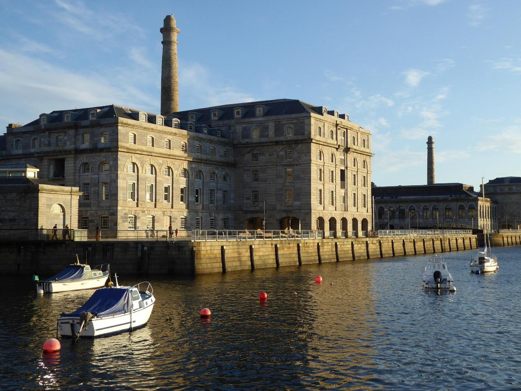 The Sail Loft - Royal William Yard Apartment Millbrook ภายนอก รูปภาพ